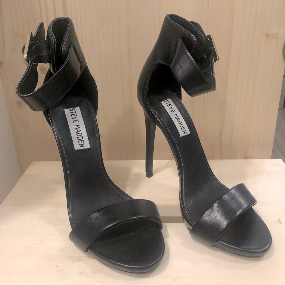 Steven Madden black leather stiletto.